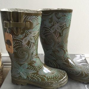Brand new Chooka top solid rain boos size 9