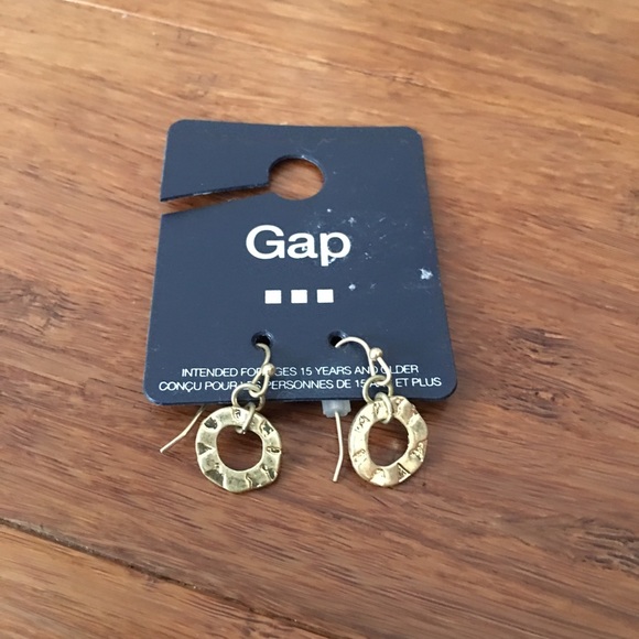 GAP Gold Circle Earrings - Picture 2 of 2