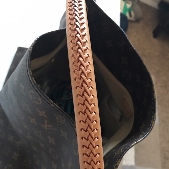 🍾👜🥂SOLD!🎉🛍😍#Poshlovefest HP!🎉❤️ LV Artsy MM - Picture 2 of 8