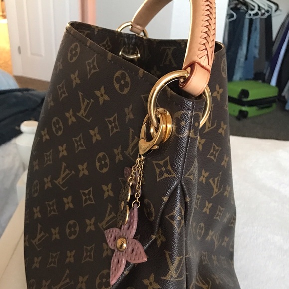 🍾👜🥂SOLD!🎉🛍😍#Poshlovefest HP!🎉❤️ LV Artsy MM - Picture 3 of 8