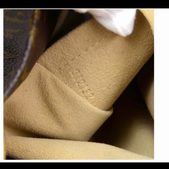 🍾👜🥂SOLD!🎉🛍😍#Poshlovefest HP!🎉❤️ LV Artsy MM - Picture 7 of 8