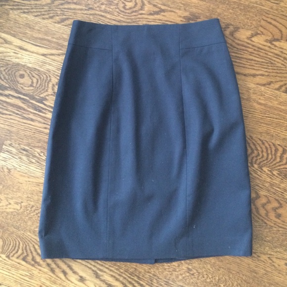 Tahari pencil skirt