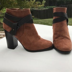 EXPRESS ankle boots