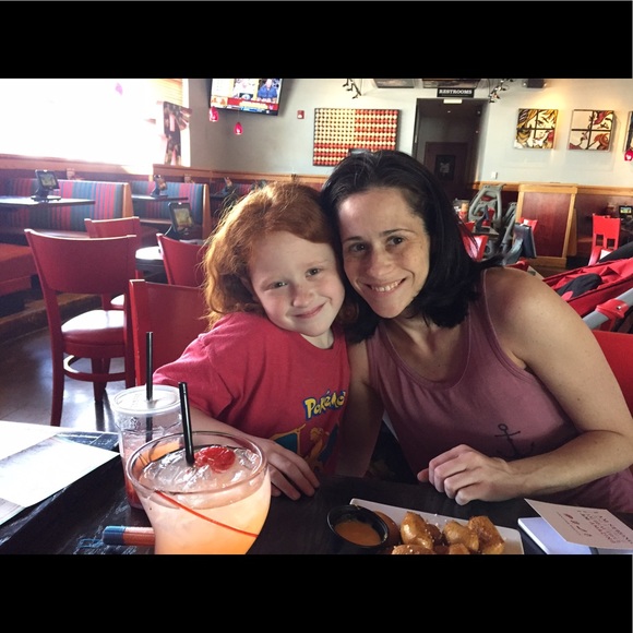 Meet your Posher - Picture 4 of 8