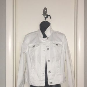 🆕A.n.a White Jean Jacket