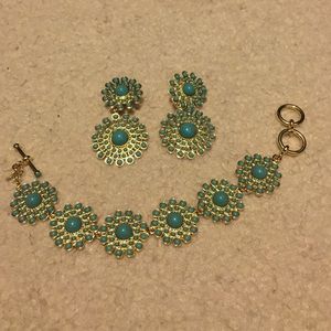 Bracelet and earrings  Premier designs