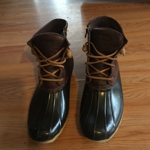 Women's 9.5 Sperry Duck Boots