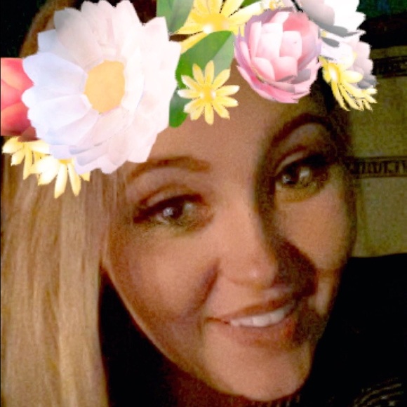 Meet your Posher, Jillian