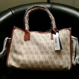 D&B linen tote NWT
