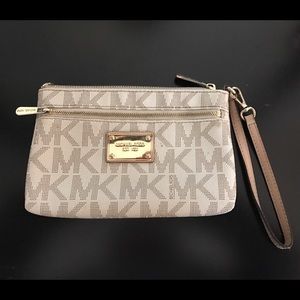 Michael Kors authentic large wristlet