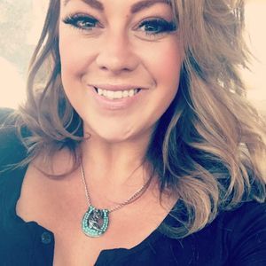 Meet your Posher, Stacy