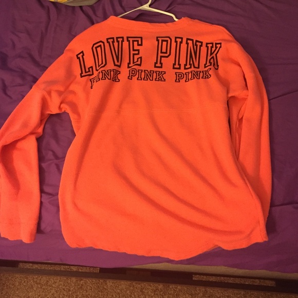 Vs pink coral crew