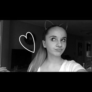 Meet your Posher, Molly