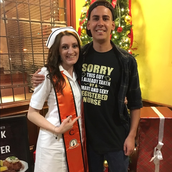 Meet your Posher, Elisabeth - Picture 3 of 4