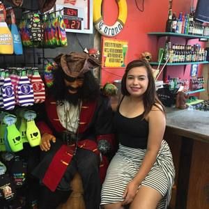 Meet your Posher, Carolina