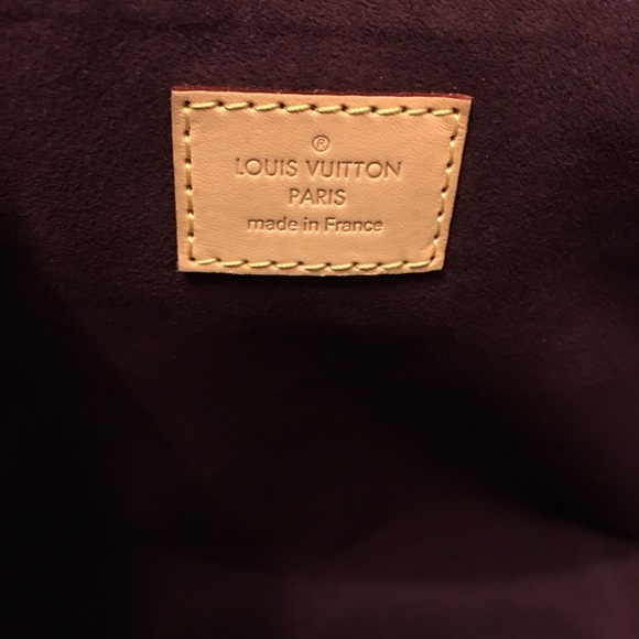 🚫sold🚫Authentic Louis Vuitton Voltaire GM Tote - Picture 2 of 4