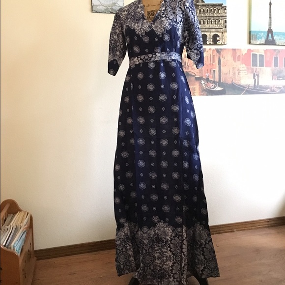 Beautiful cotton faux wrap dress! - Picture 2 of 4