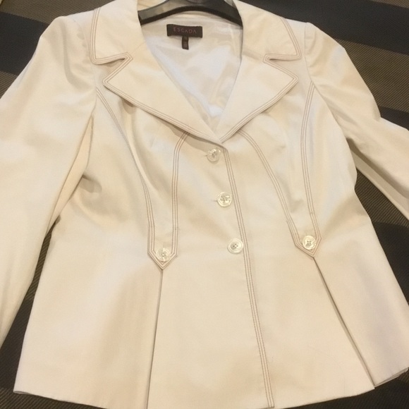 Escada Jackets & Blazers - Escada Blazer - please Read Description - SOLD