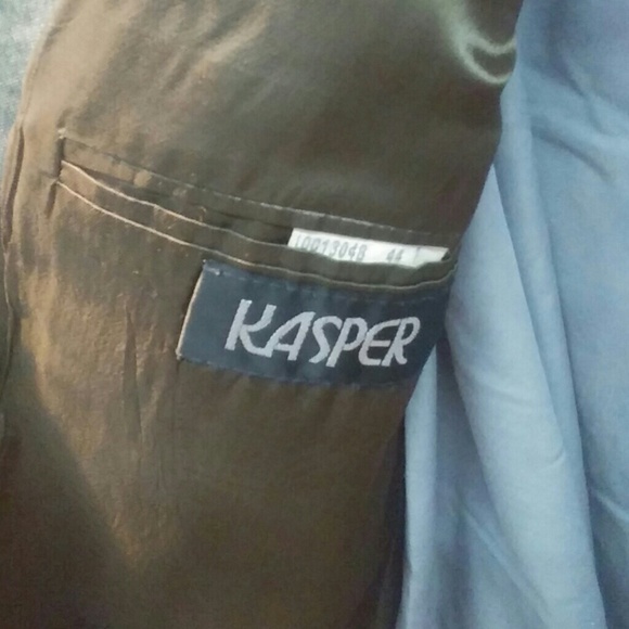 Suit - Picture 2 of 3