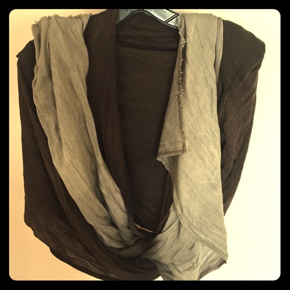 Anthropologie wrap w/ hoody