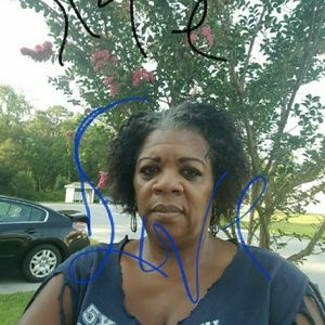 Meet your Posher, Yvette