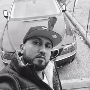 Meet your Posher, Laith