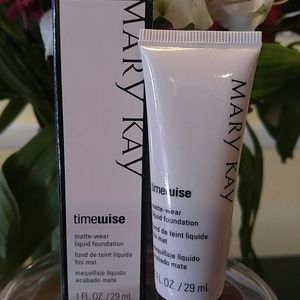 Mary Kay matte wear foundation