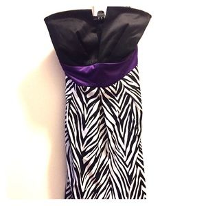 Strapless zebra dress with purple ribbon