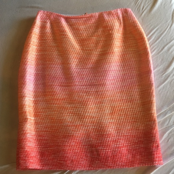 SALE!! Pink multicolor pencil skirt Lafayette 148