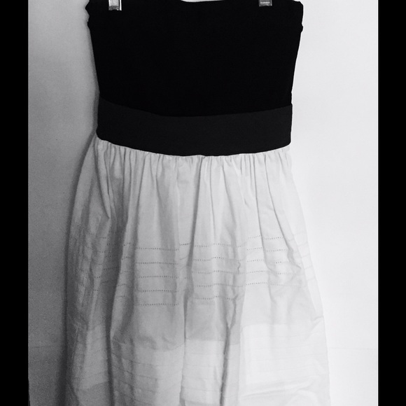 Theory strapless dress.
