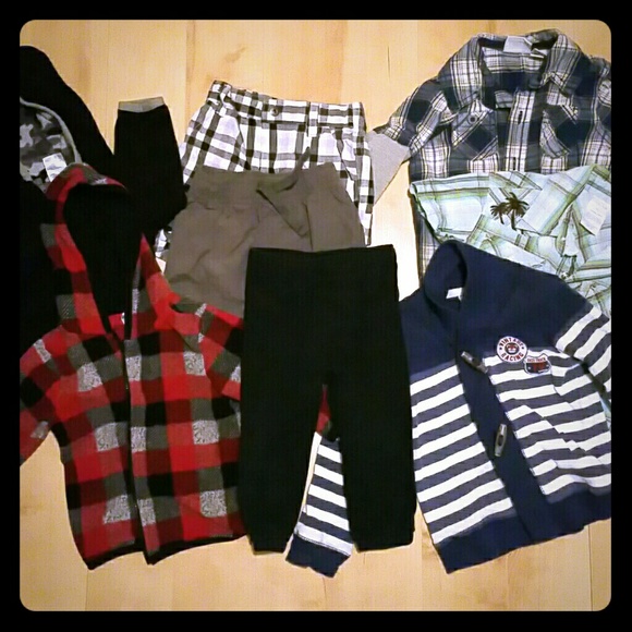 Huge lot of 12 to 18 month boy clothes!