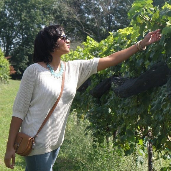 Meet your Posher, Pamela - Picture 1 of 1