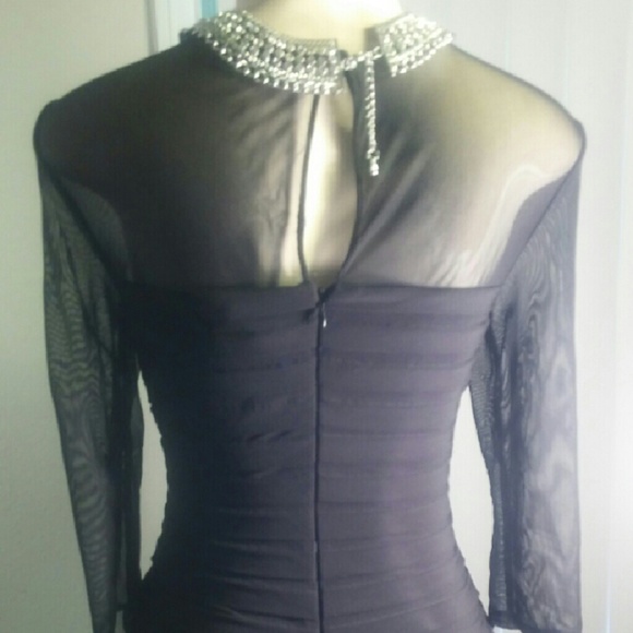 Adrianna Papell Sheer Upper Designer Dress - Picture 3 of 4