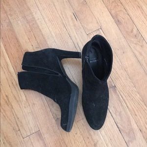Stuart Weitzman boots