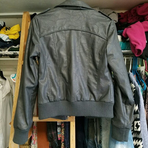 Faux grey leather jacket - Picture 2 of 4