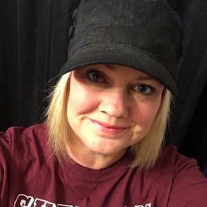 Meet your Posher, Angela