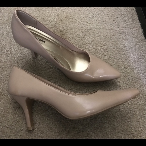Nude patent pumps - Picture 1 of 2