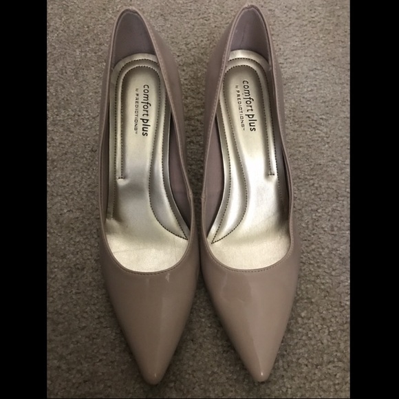 Nude patent pumps - Picture 2 of 2