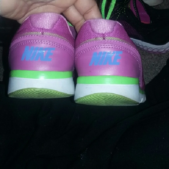 Nike's - Picture 2 of 2