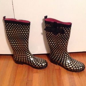 Rain boots