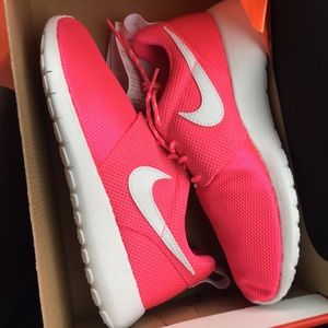 Nike roshe run