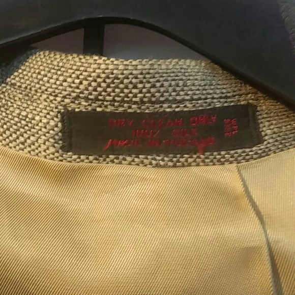 Blazer - Picture 3 of 3