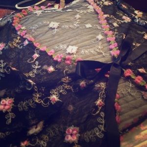 Sexy Lace Shrug. Black with pink rosebuds.