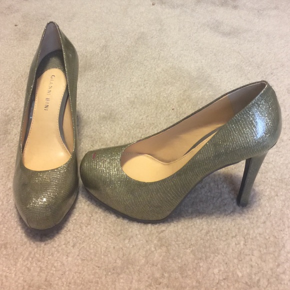 Gianni Bini Pumps