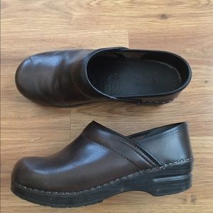 Brown Dansko Sanita Clogs size 38 (women's 8)