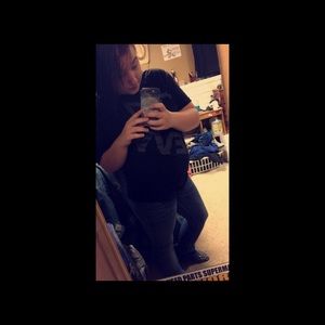 Meet your Posher, Casey