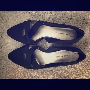 Bandolino pointed toe flats