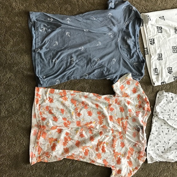 basic printed tees - Picture 3 of 3