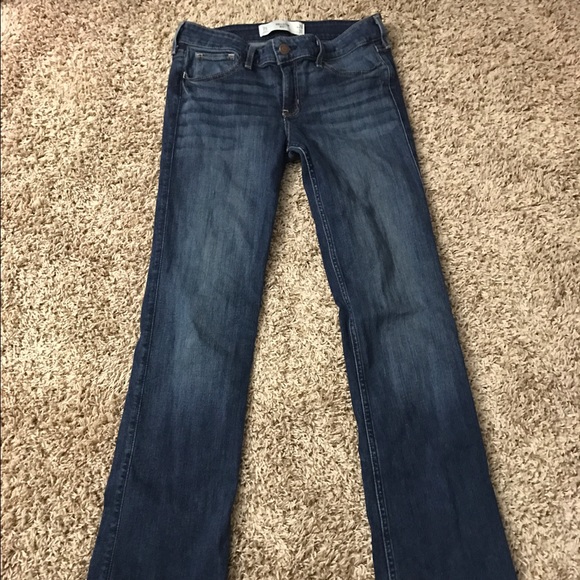 HOLLISTER BOOTCUT JEANS