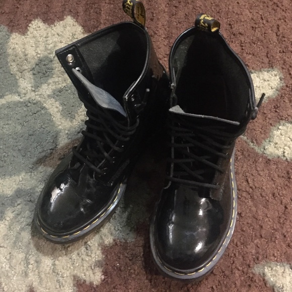 Authentic Black patent leather Dr. Martens Size 7